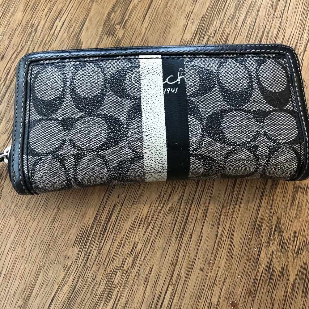 Coach Heritage strip 3 piece set. - Picture 7 of 9